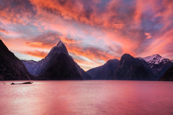 Neuseeland, Kreuzfahrt durch den Milford Sound Fjord