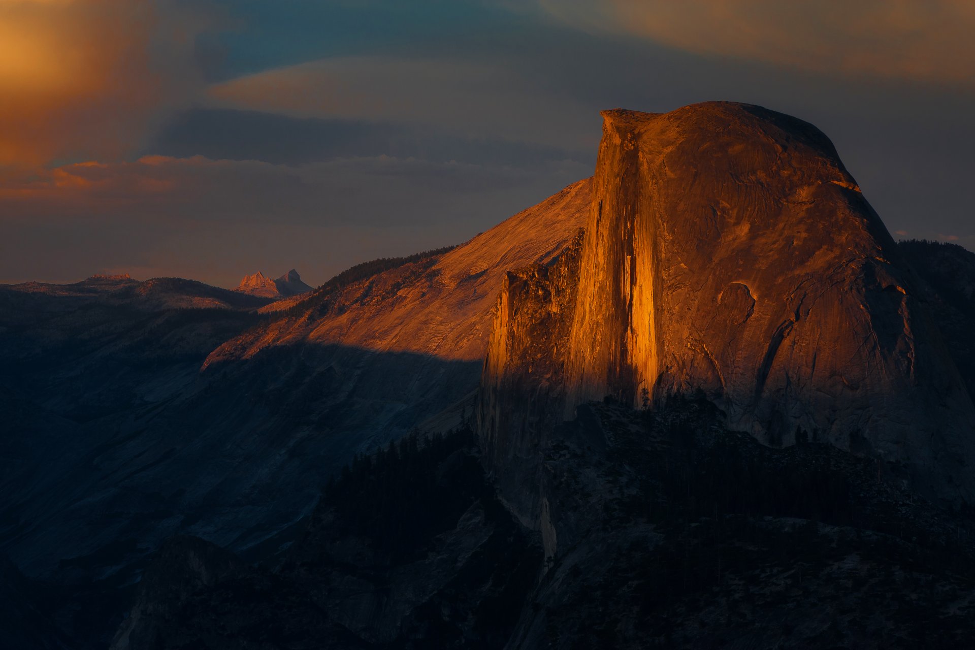 góry widok wysokość las panorama park narodowy yosemite kalifornia góry sierra nevada dolina