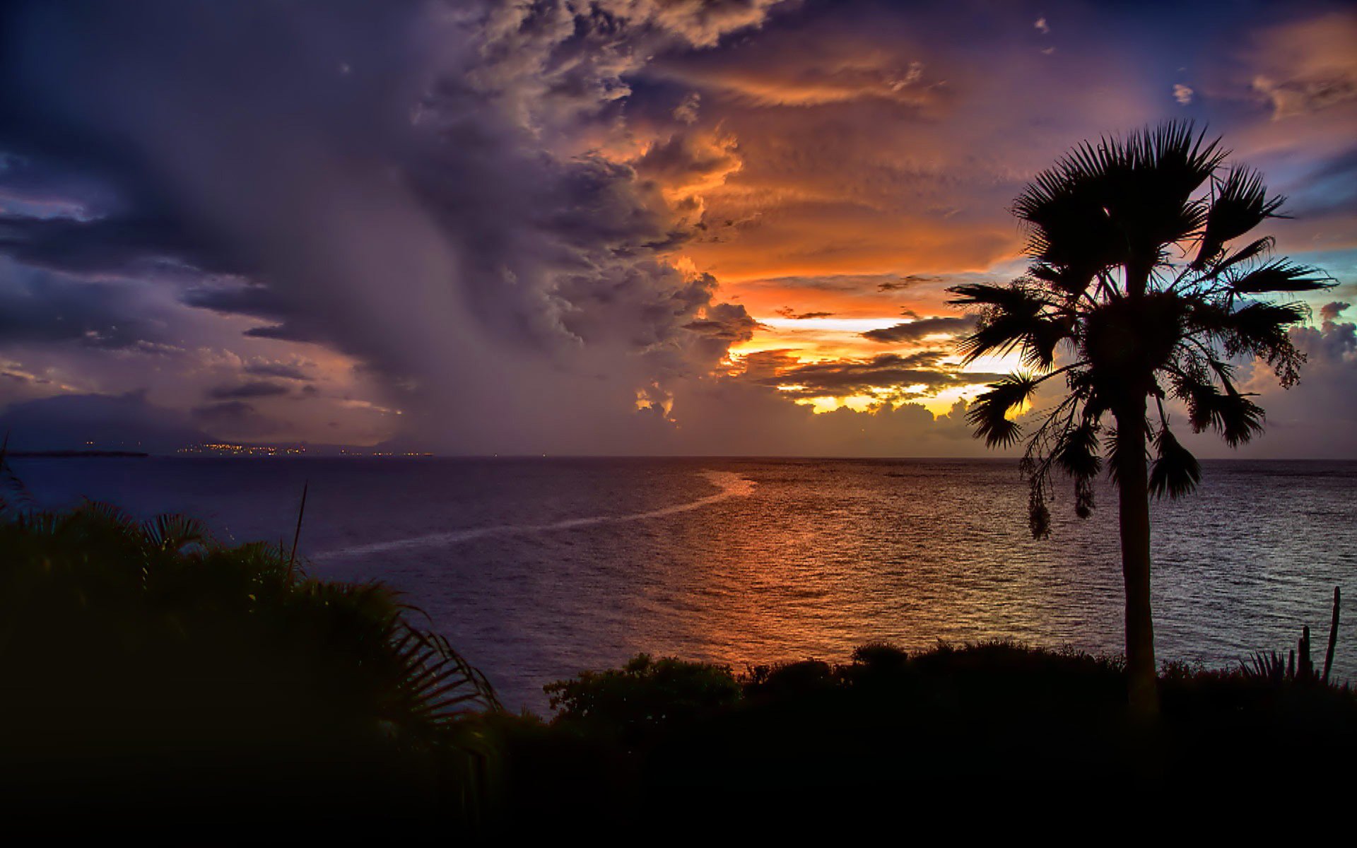 cabaret república dominicana cielo nubes puesta de sol mar palma silueta
