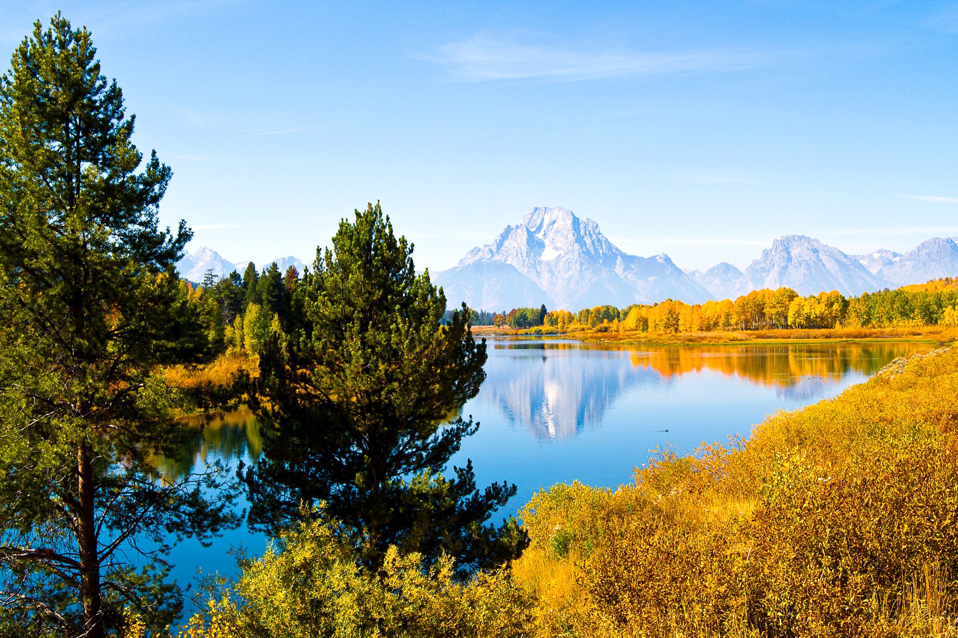 park narodowy grand teton wyoming usa drzewa góry jezioro niebo chmury jesień