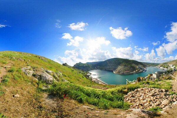 Panoramiczny widok na zatokę Balaklava